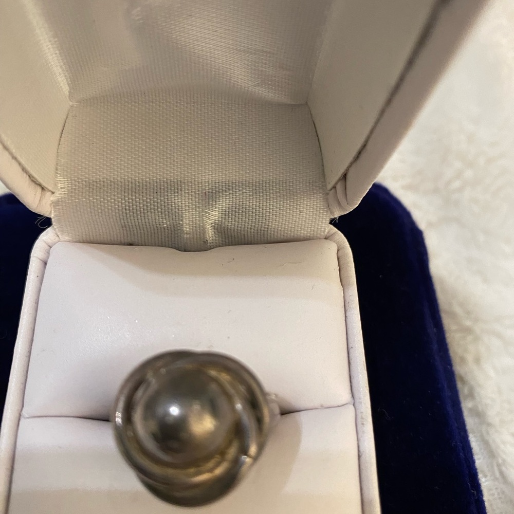 BUNDLE ITEM * ST. SILVER KNOT RING Sz 6